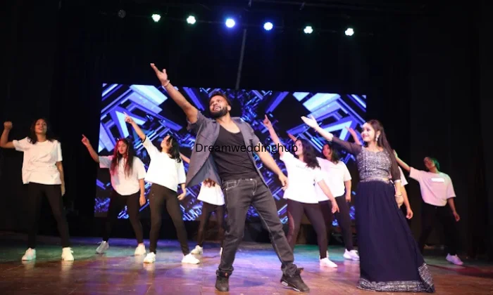 Wedding Anchor Choreographer